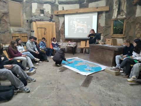Program Pochybné suvenýry 9.B
