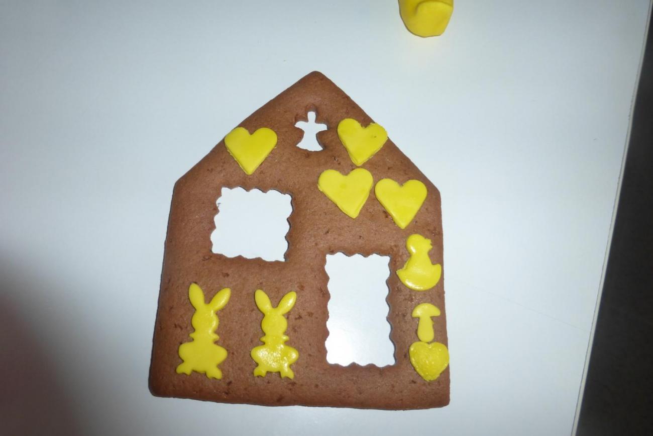 Projektový den v ŠD - zdobení perníčků