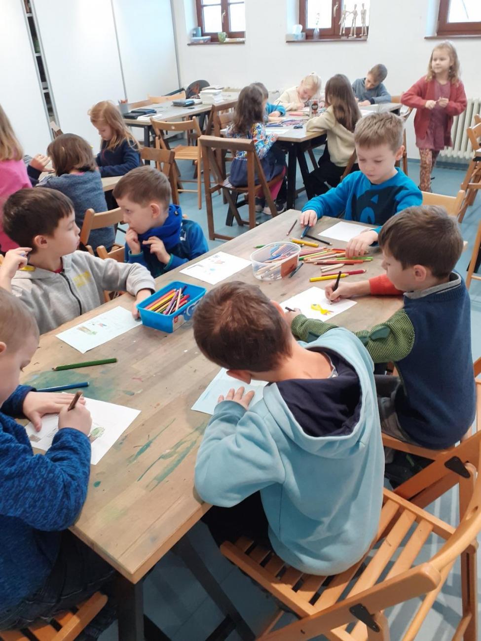 Návštěva knihovny a galerie  1.C