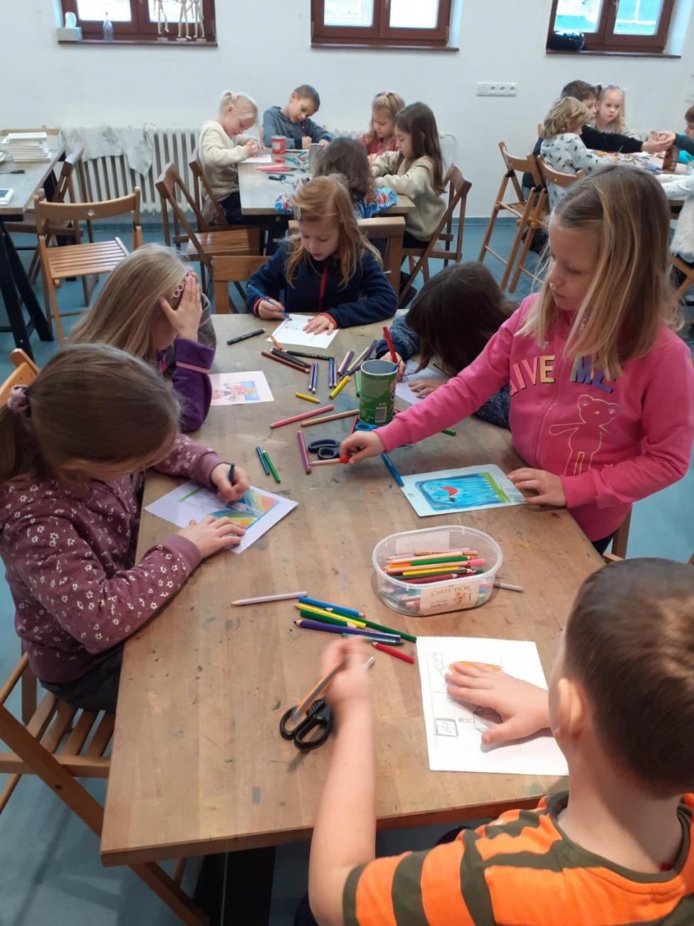 Návštěva knihovny a galerie  1.C