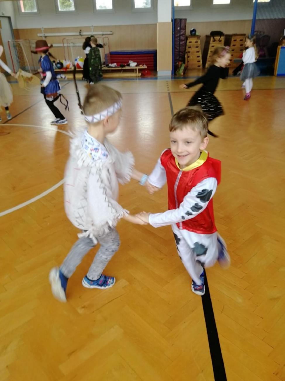 Karnevalový rej  (1. ročník)