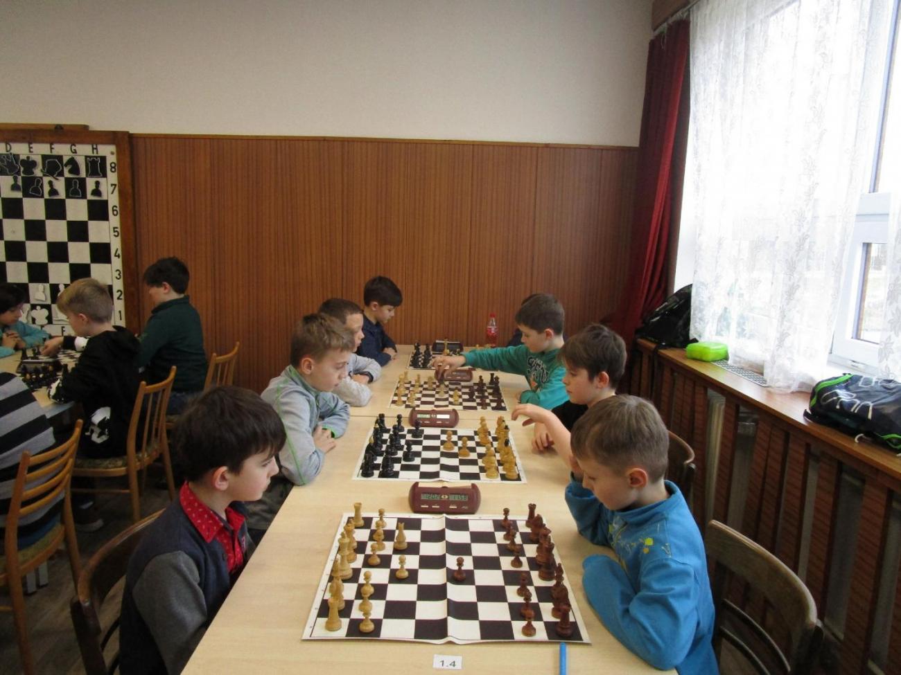Krajský přebor školních týmů v šachu ve školním roce 2022/2023