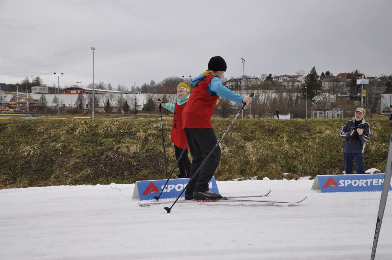 Školní lyžařské závody