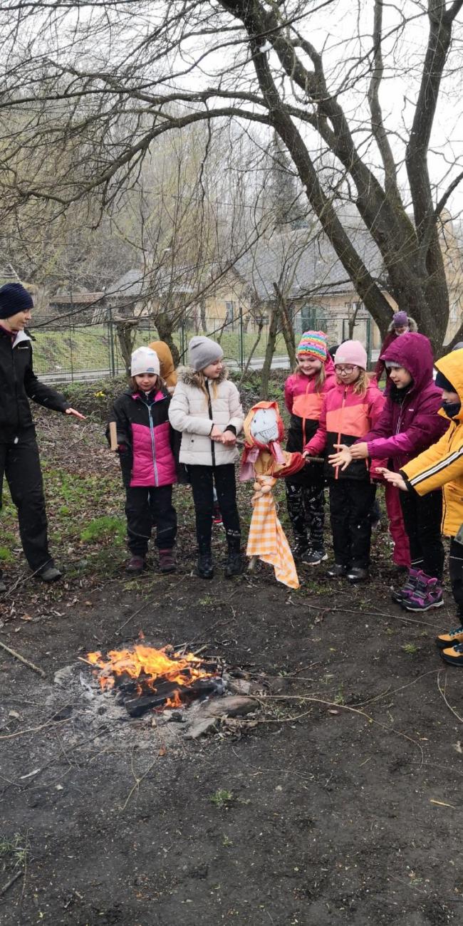 Od masopustu do čarodějnic