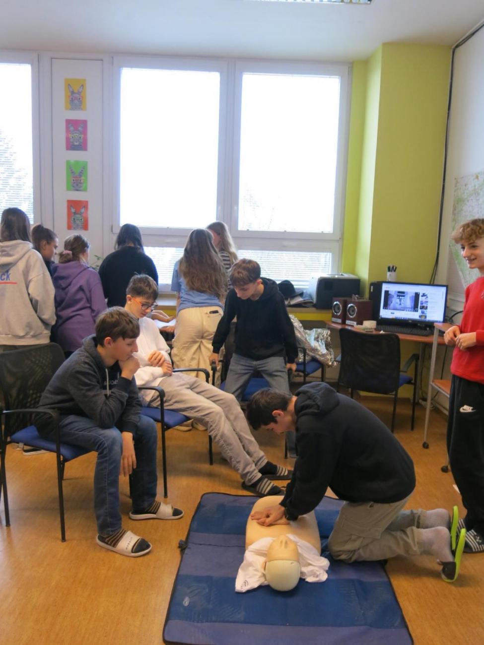 První pomoc do škol  8. ročník