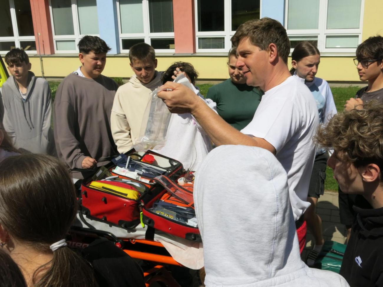 První pomoc do škol  8. ročník