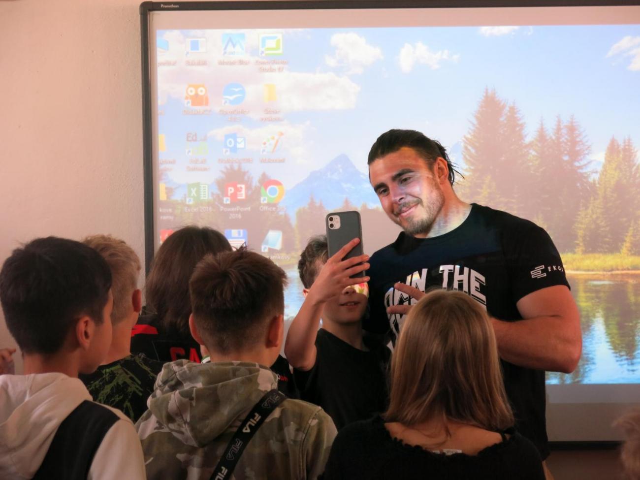 Beseda s hráčem amerického fotbalu