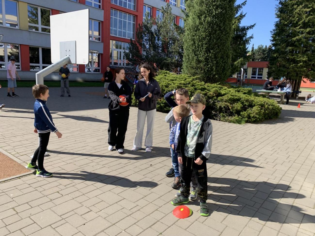 Sportovní hry  1.B a 9.B