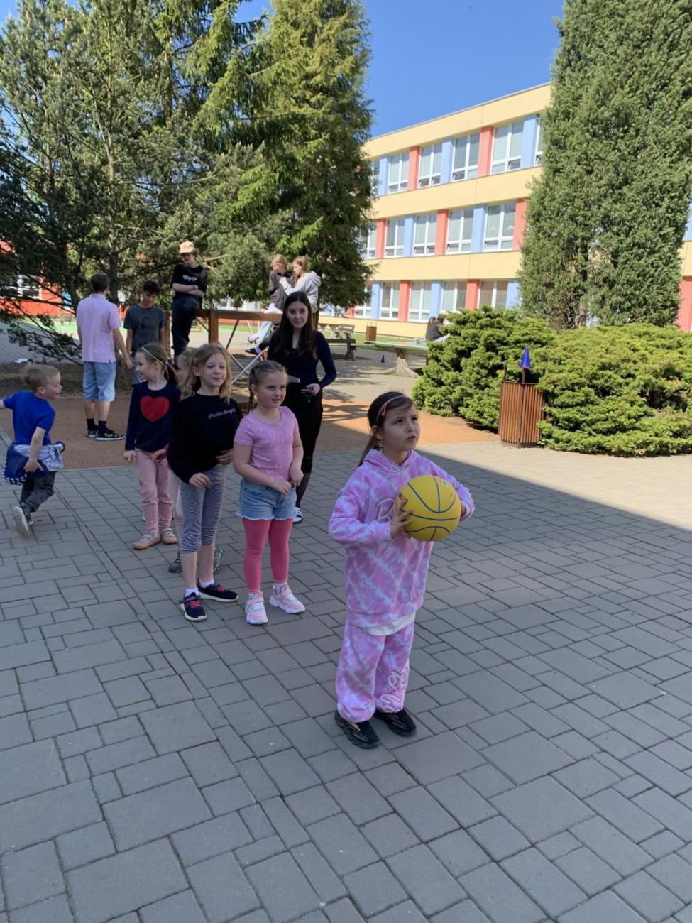 Sportovní hry  1.B a 9.B