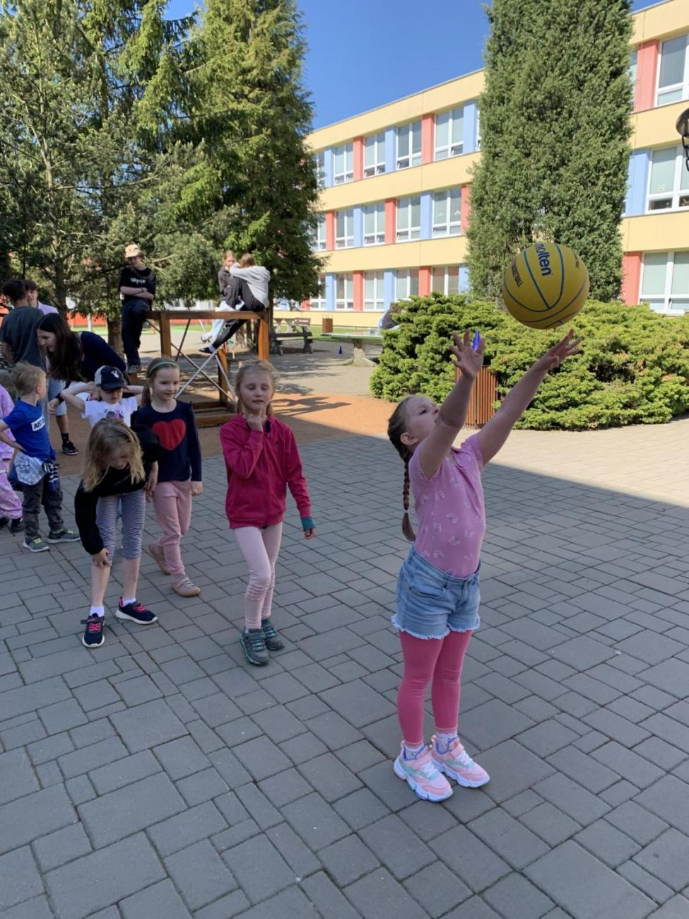 Sportovní hry  1.B a 9.B