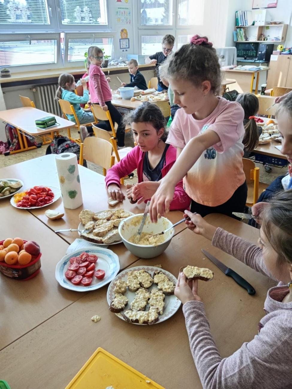 Příprava svačiny  2.B