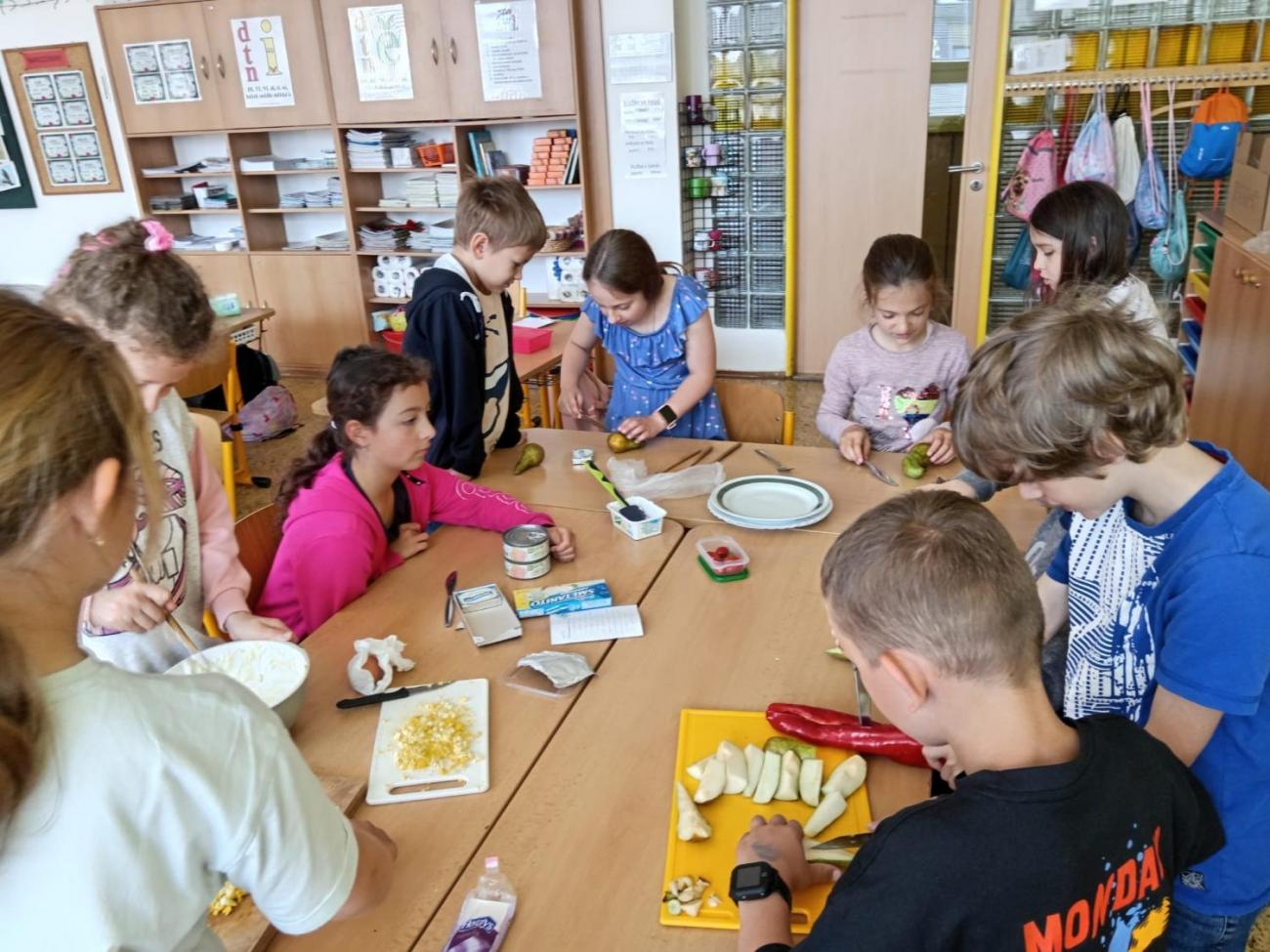 Příprava svačiny  2.B