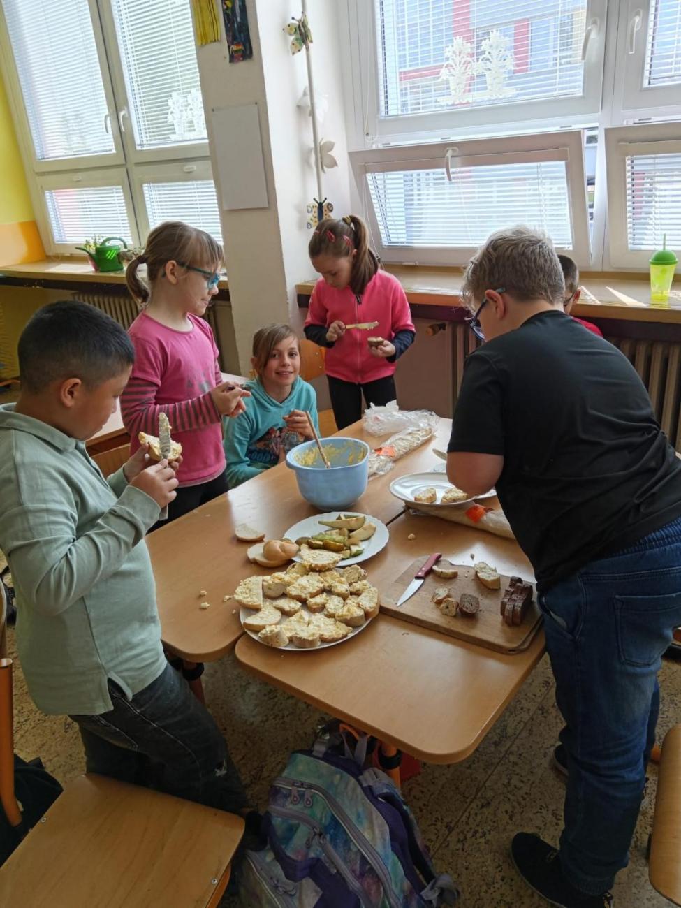 Příprava svačiny  2.B