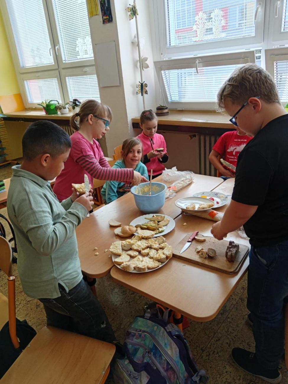 Příprava svačiny  2.B