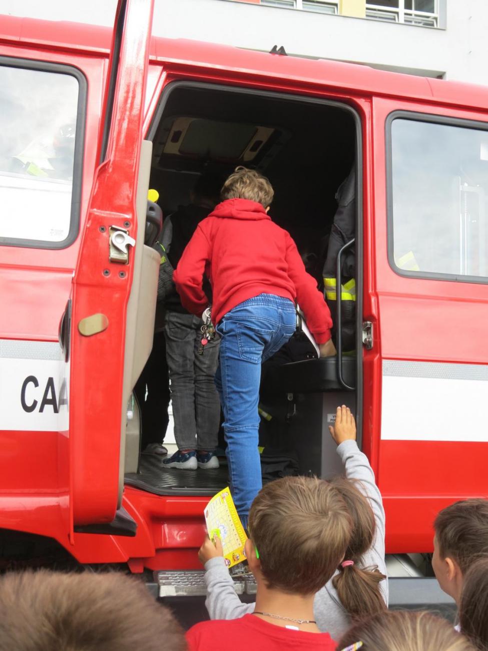 Dětství bez úrazu  4. ročník