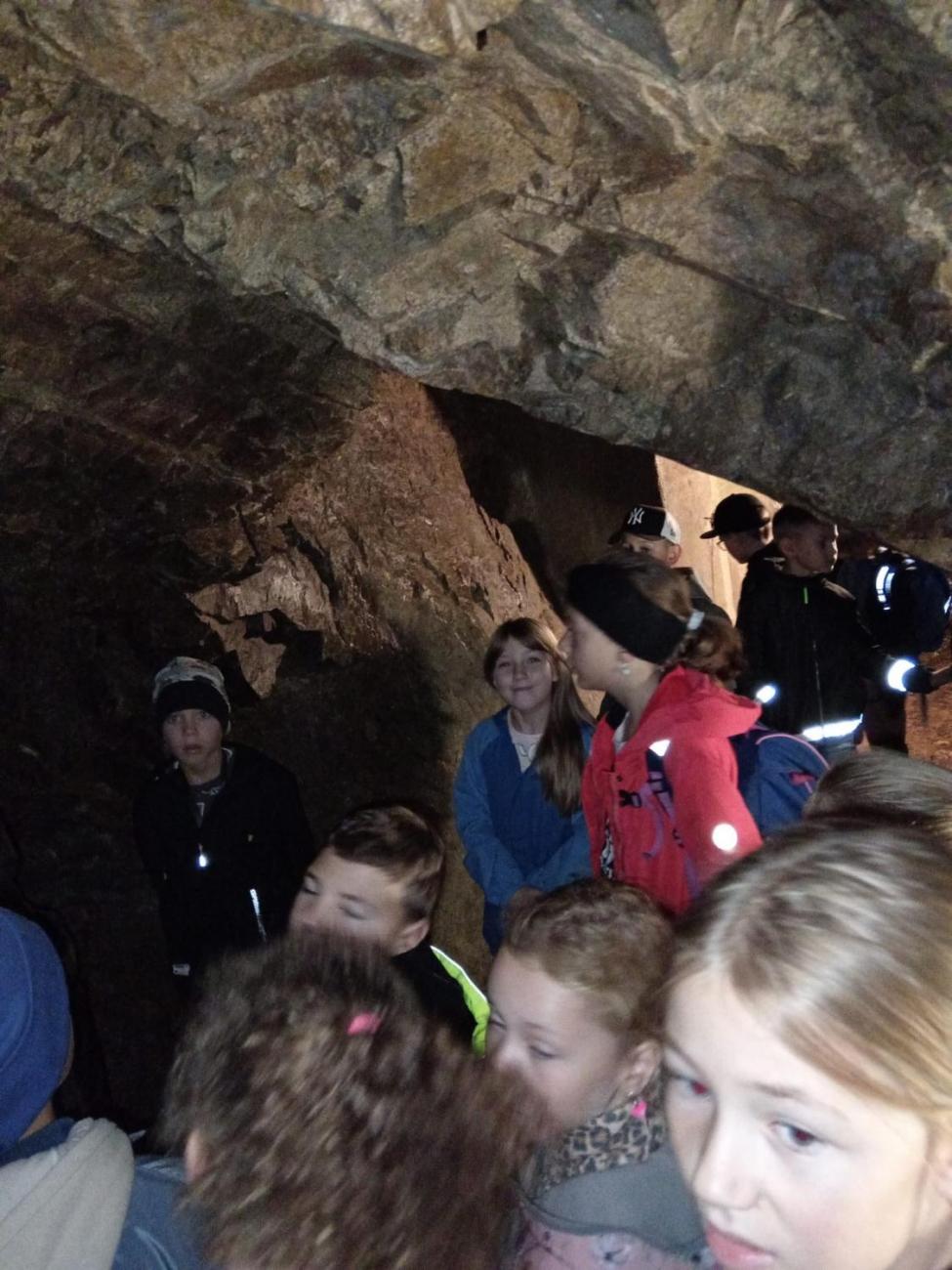 Návštěva jihlavského podzemí 3.B