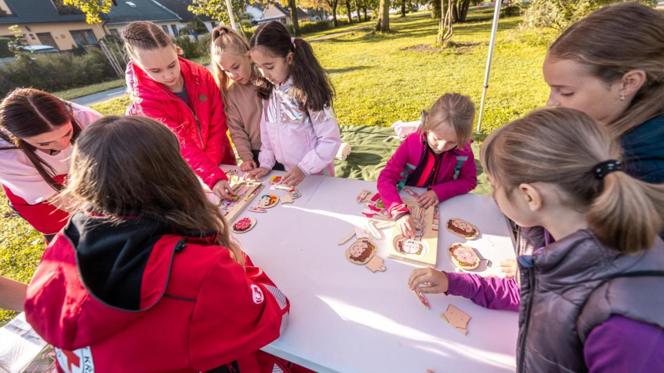 Dětský den na dopravním hřišti, 1. ročníky s 5.B