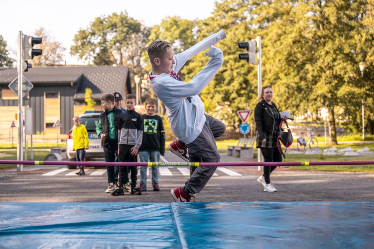 Dětský den na dopravním hřišti, 1. ročníky s 5.B
