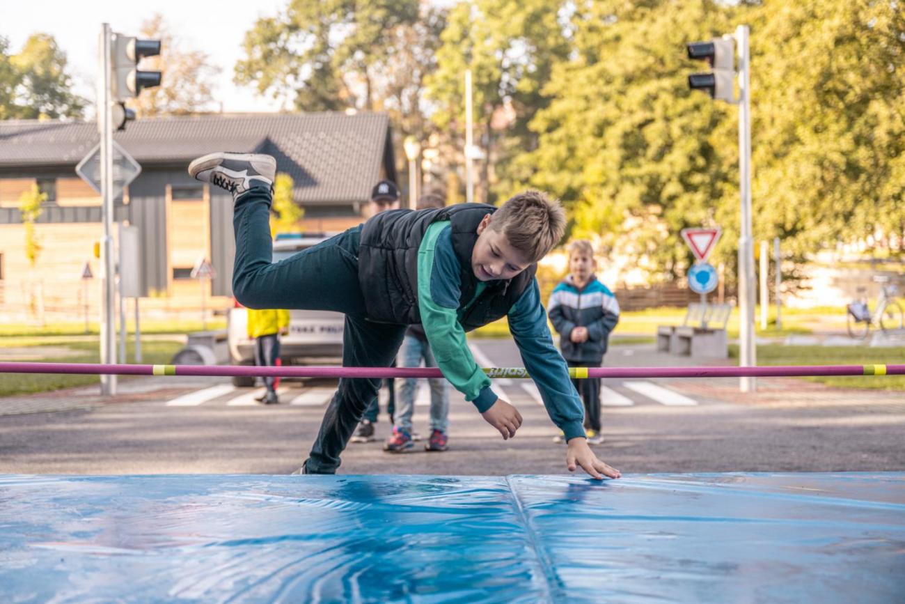 Dětský den na dopravním hřišti, 1. ročníky s 5.B