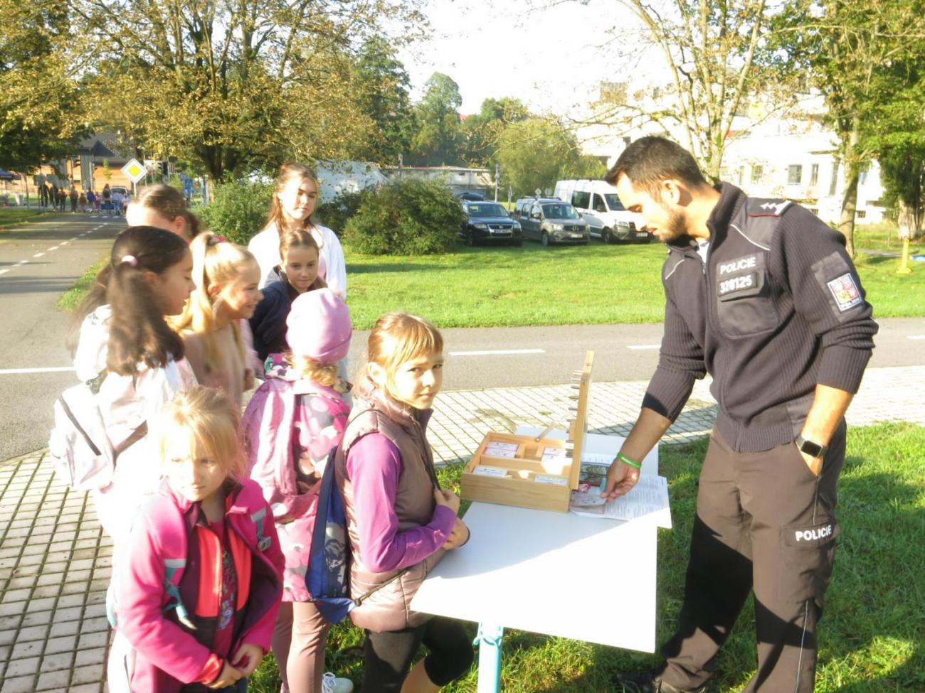 Dětský den na dopravním hřišti, 1. ročníky s 5.B