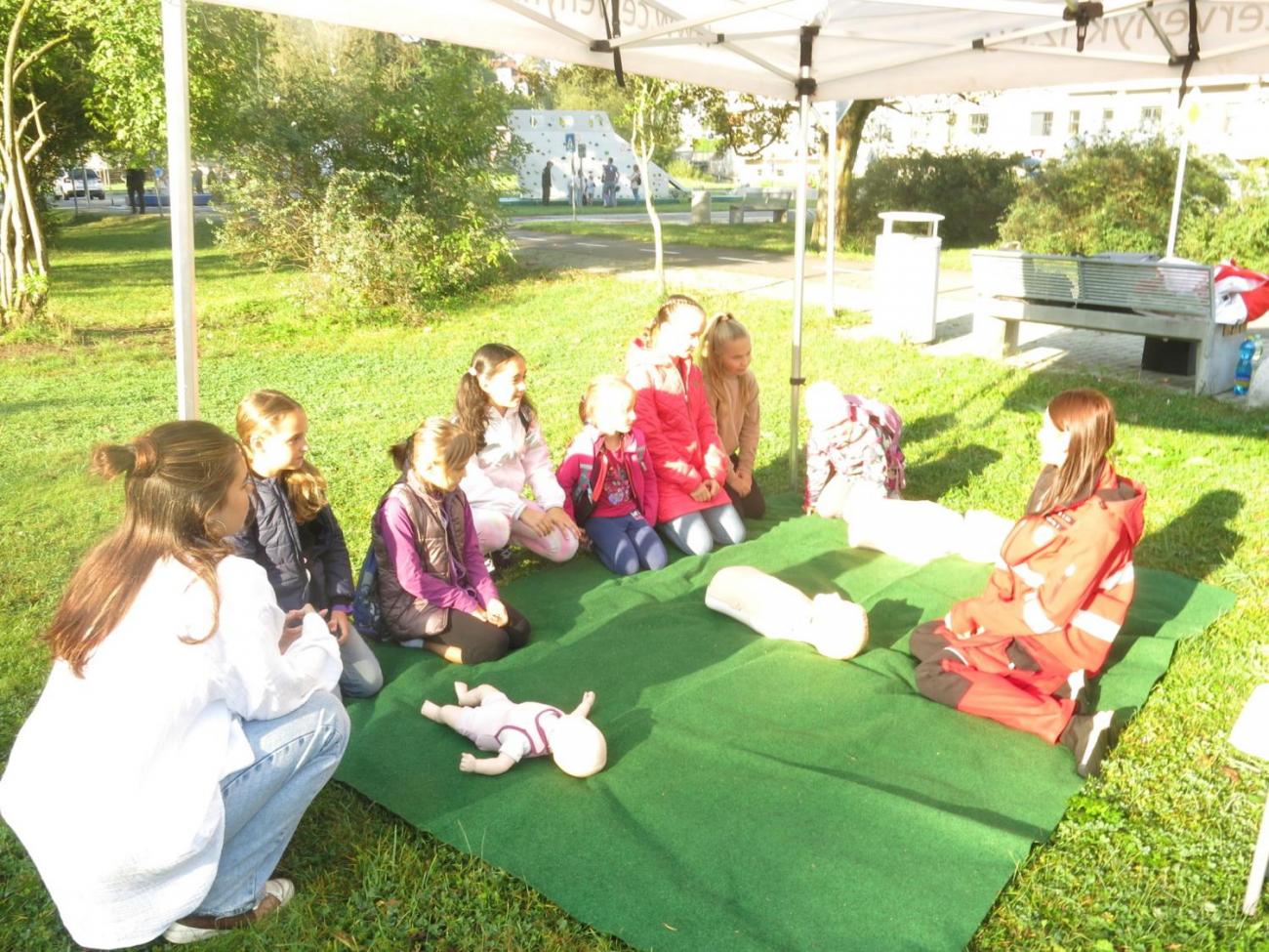 Dětský den na dopravním hřišti, 1. ročníky s 5.B