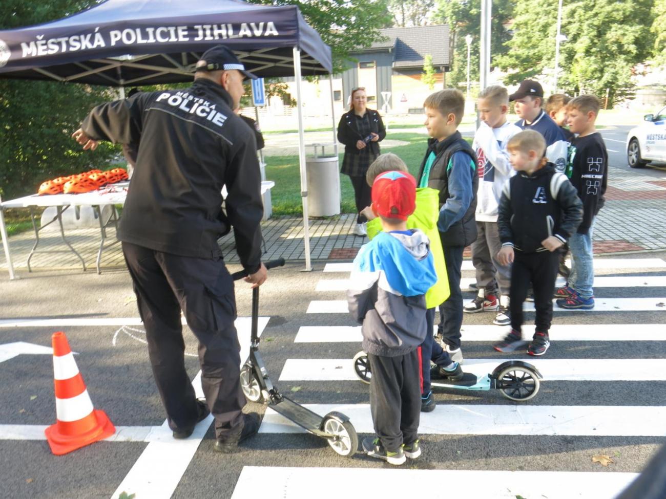Dětský den na dopravním hřišti, 1. ročníky s 5.B