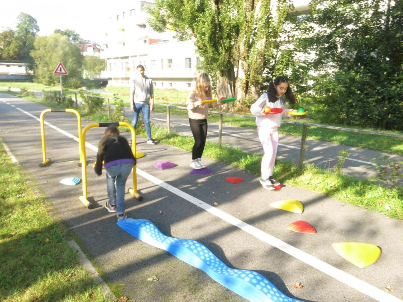 Dětský den na dopravním hřišti, 1. ročníky s 5.B