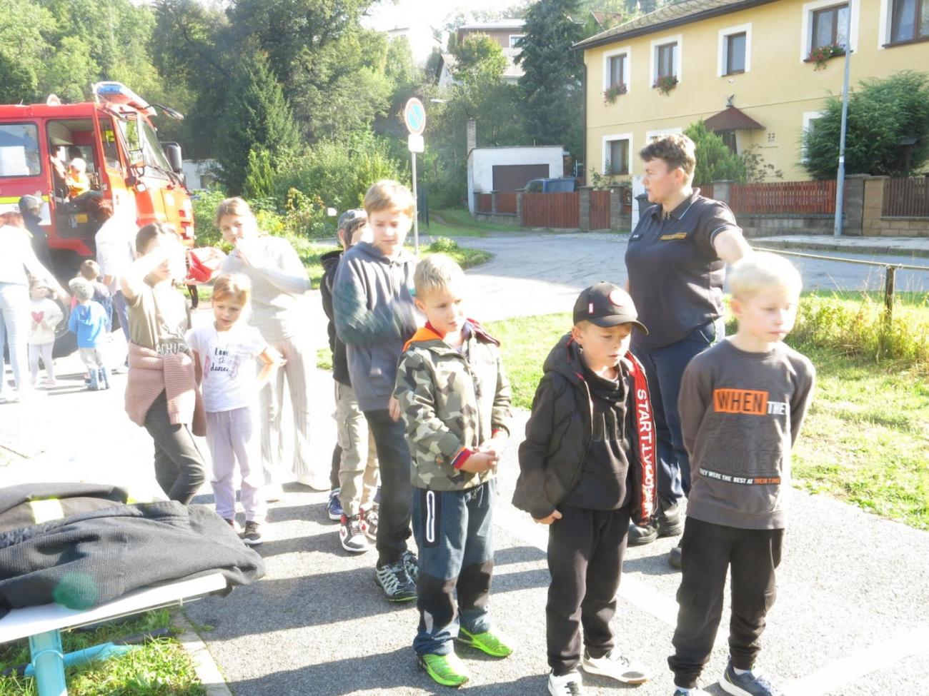 Dětský den na dopravním hřišti, 1. ročníky s 5.B