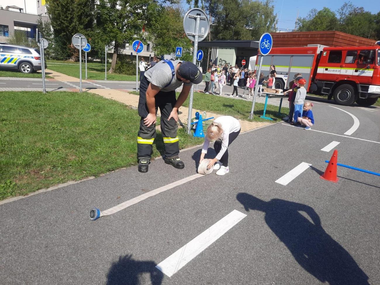 Dětský den na dopravním hřišti, 1. ročníky s 5.B