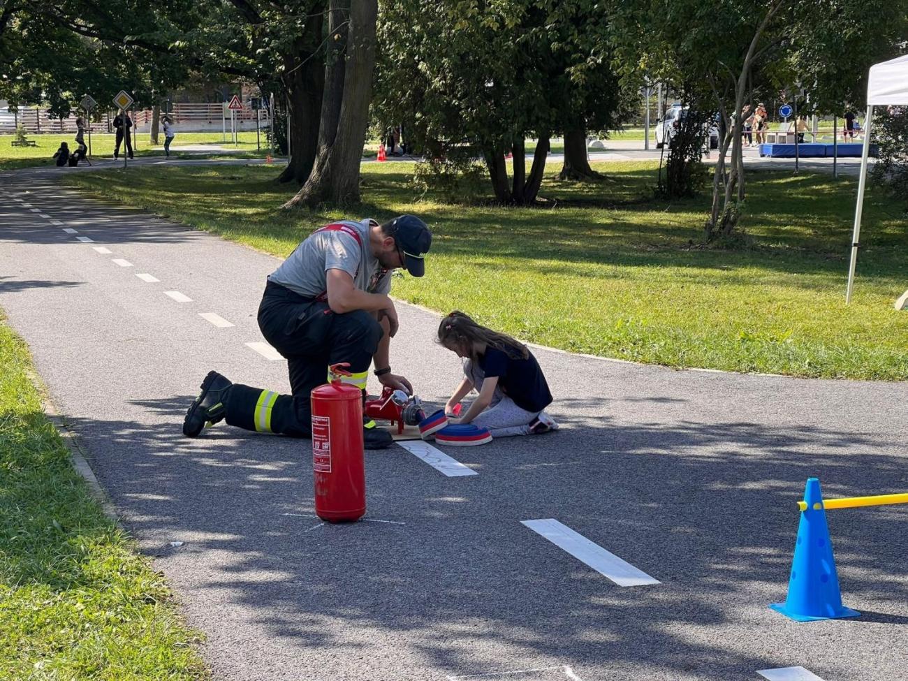 Dětský den na dopravním hřišti, 1. ročníky s 5.B