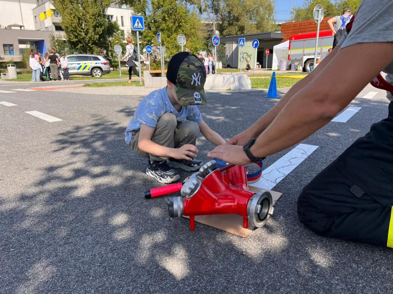 Dětský den na dopravním hřišti, 1. ročníky s 5.B