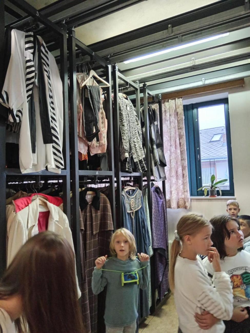 Horácké divadlo  3.B