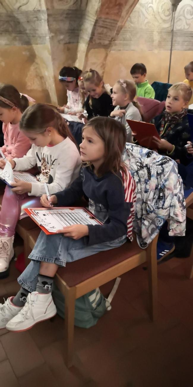 Letem světem s Halloweenem aneb co na to Dušičky?  2. ročník