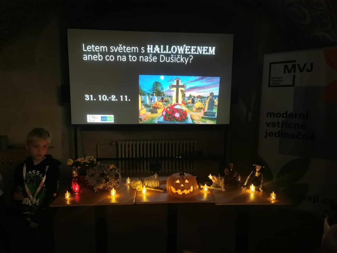 Letem světem s Halloweenem aneb co na to Dušičky?  2. ročník