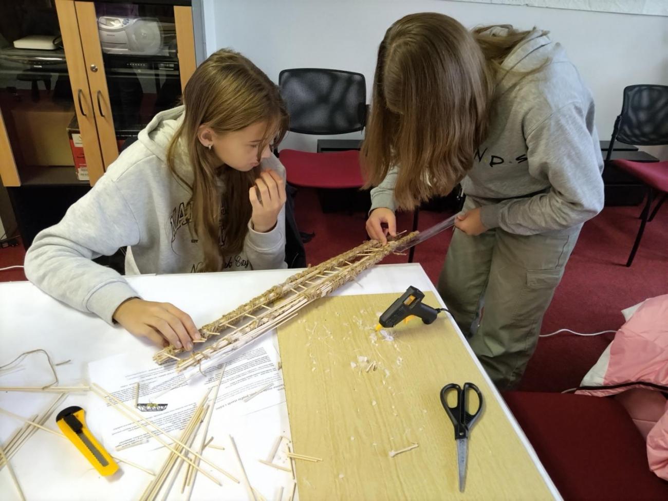 Stavíme mosty ze špejlí