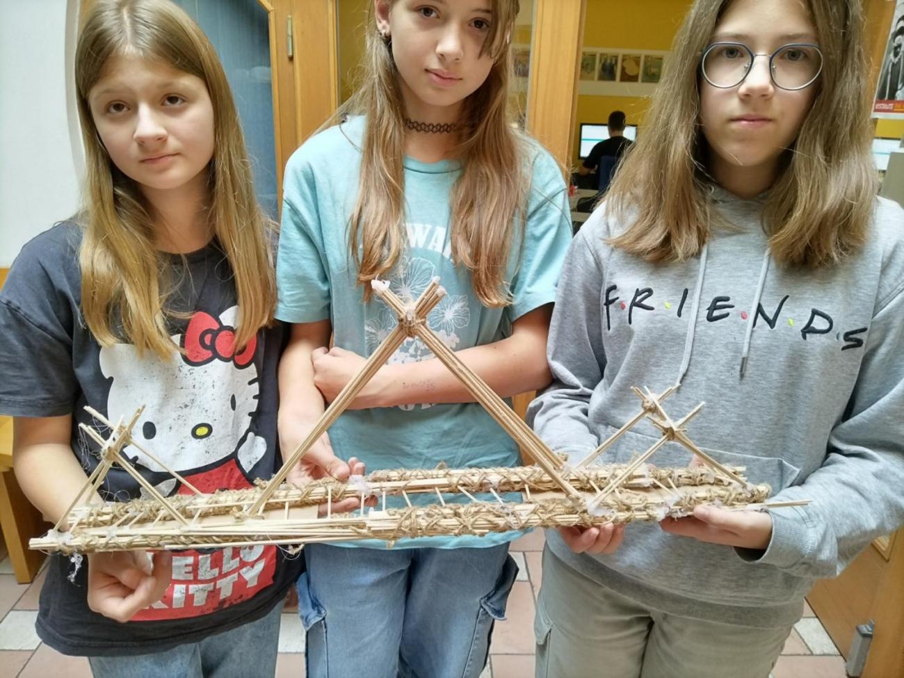 Stavíme mosty ze špejlí