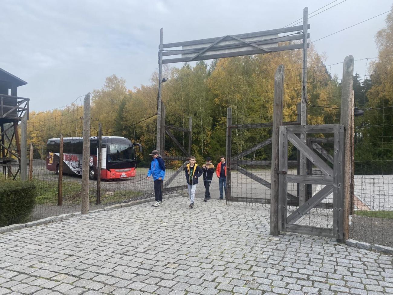 Exkurze k památníku Vojna