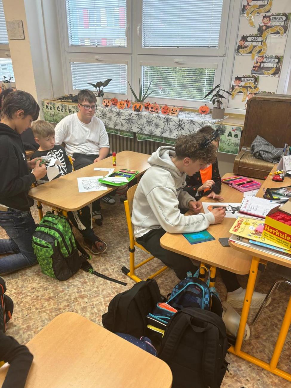 Slavíme Halloweena 1. a 9. ročník