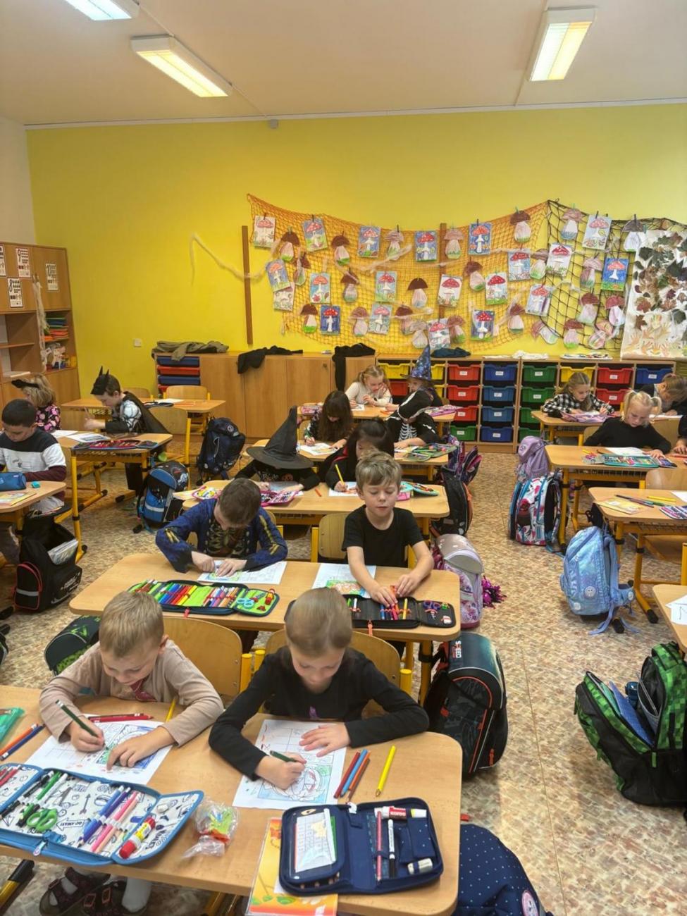 Slavíme Halloweena 1. a 9. ročník