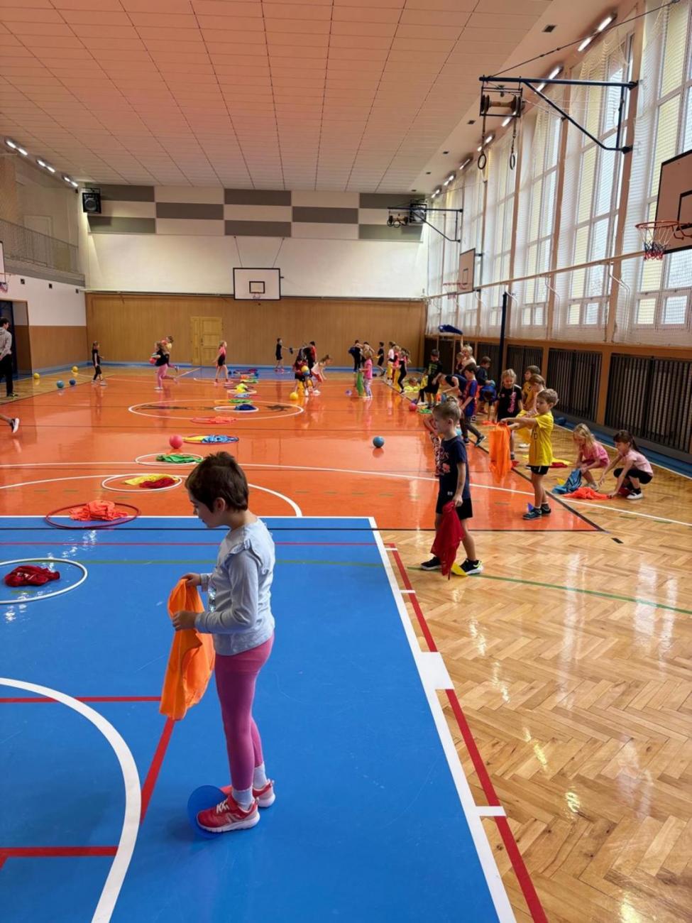 Halloweenská tělesná výchova  1.A a 1.B