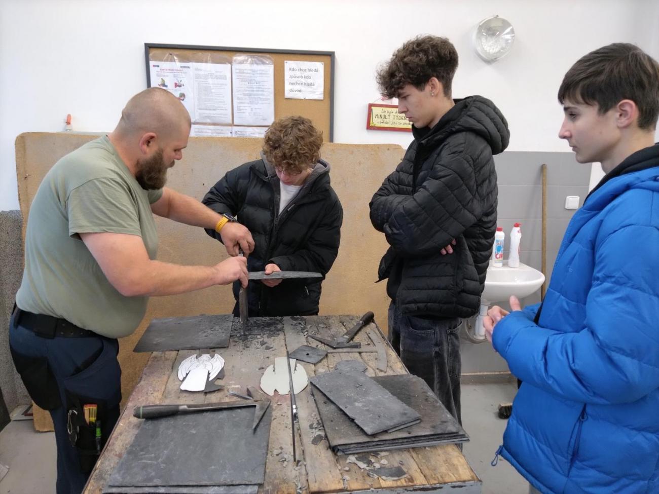 Stavělo se, staví se a bude se stavět aneb řemeslo má zlaté dno…