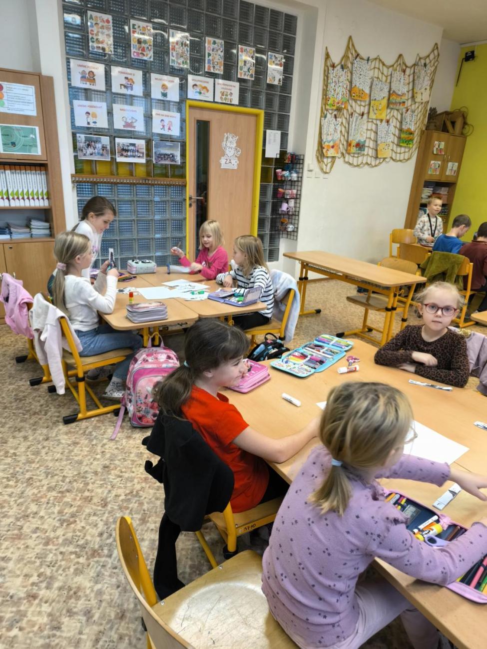 Veletrh zdraví - Jistota a bezpečí      2. ročníky