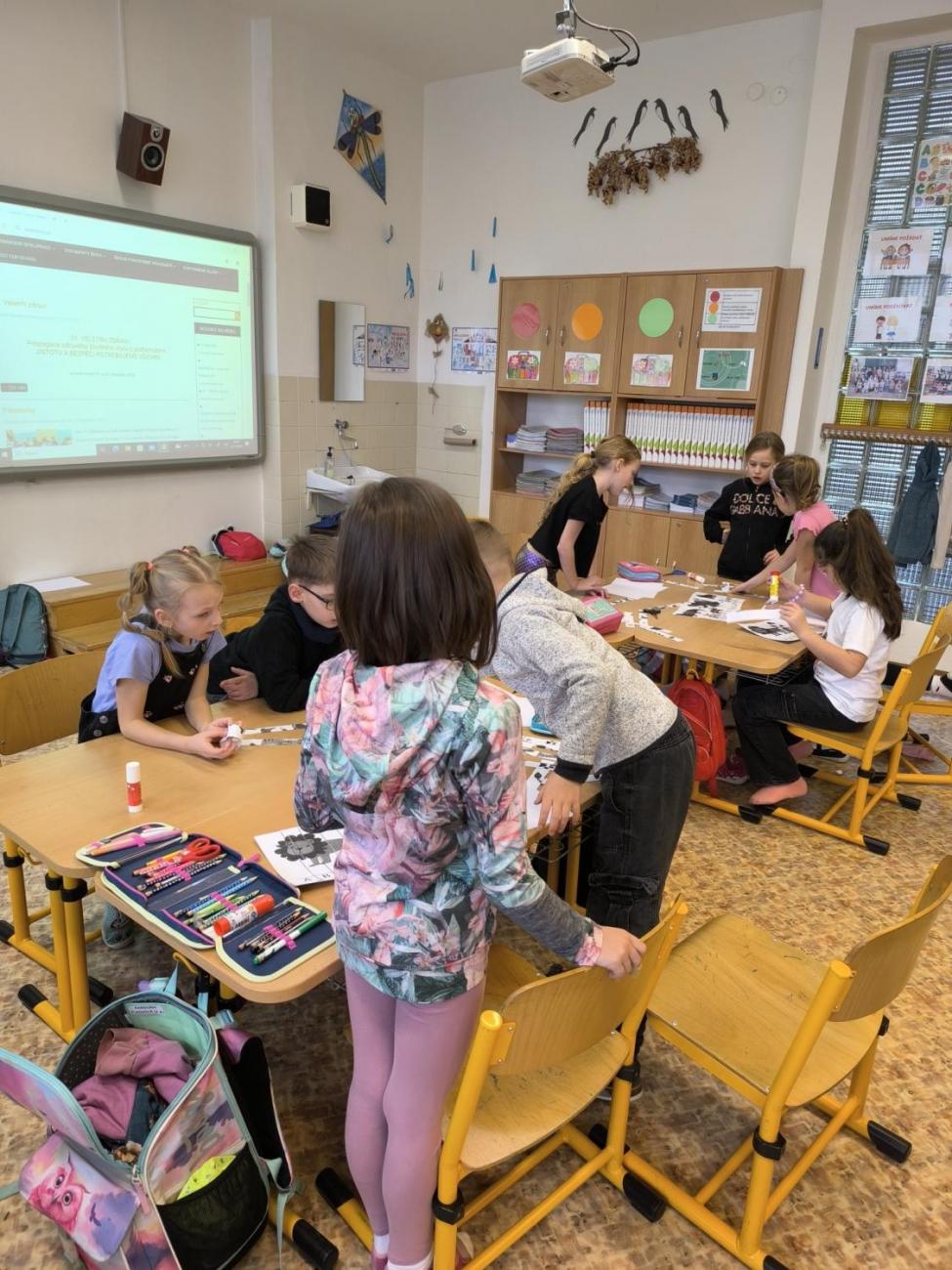 Veletrh zdraví - Jistota a bezpečí      2. ročníky