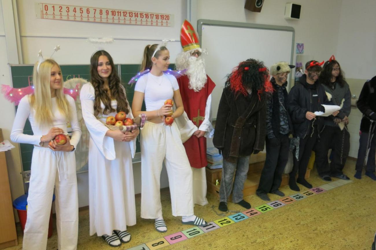 Přišel k nám Mikuláš  1. a 2. ročník