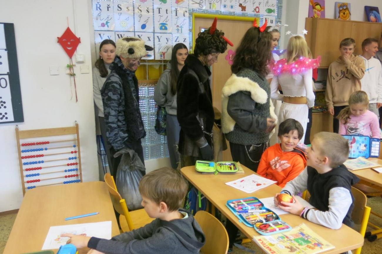 Přišel k nám Mikuláš  1. a 2. ročník