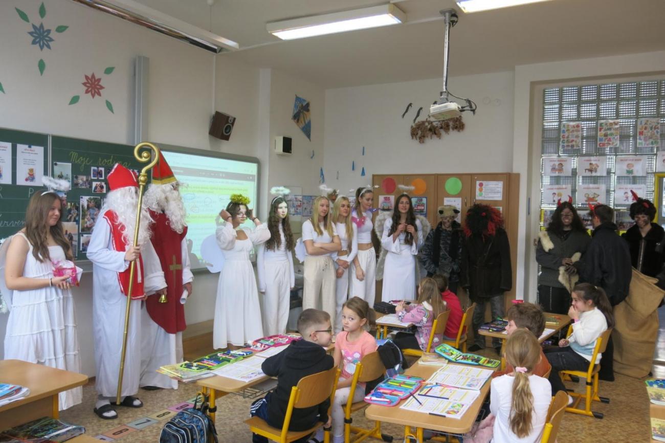 Přišel k nám Mikuláš  1. a 2. ročník