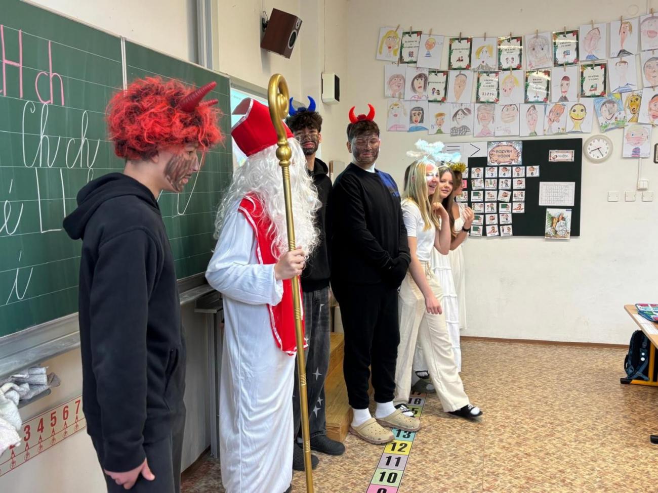 Přišel k nám Mikuláš  1. a 2. ročník