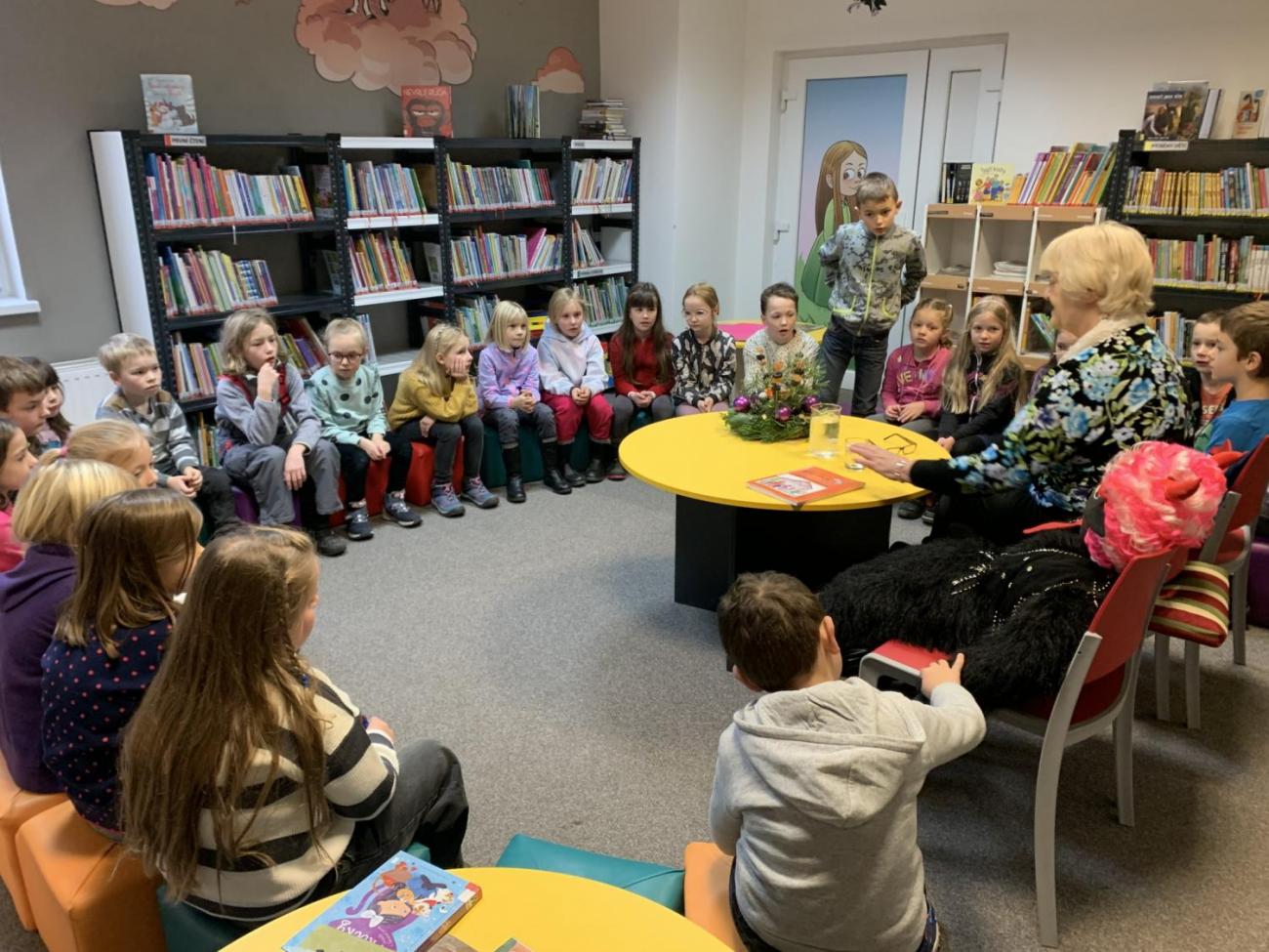 Knihovna - autorské čtení 2.A a 2.B