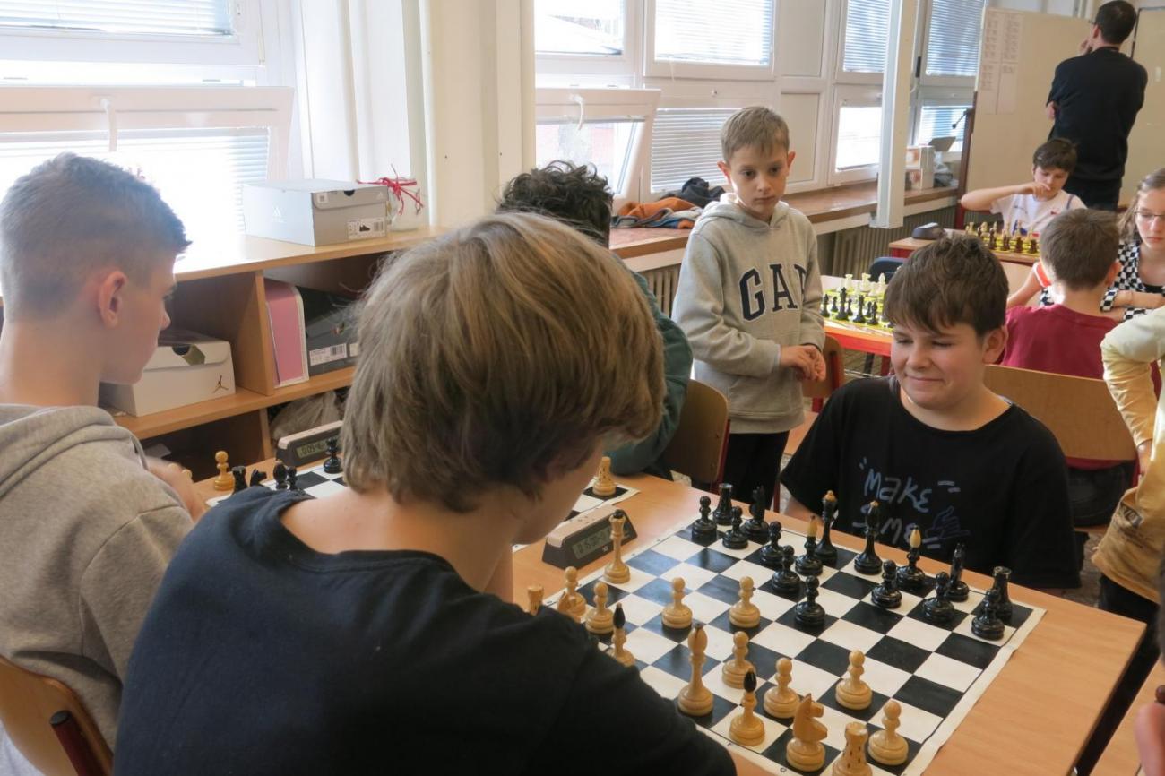 Okresní přebor školních týmů v šachu ve školním roce 2024/2025