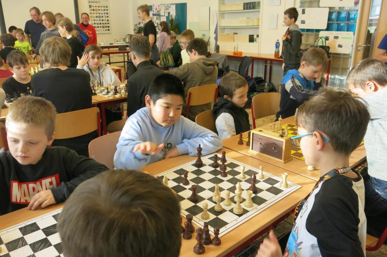 Okresní přebor školních týmů v šachu ve školním roce 2024/2025